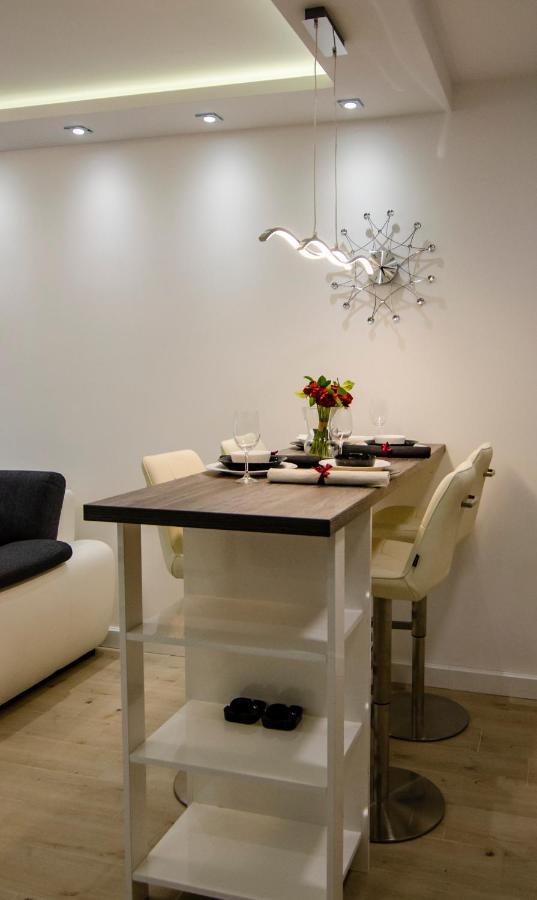 Apartman Mdb Lux Subotica Buitenkant foto