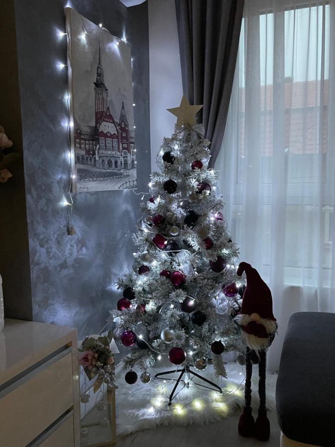 Apartman Mdb Lux Subotica Buitenkant foto