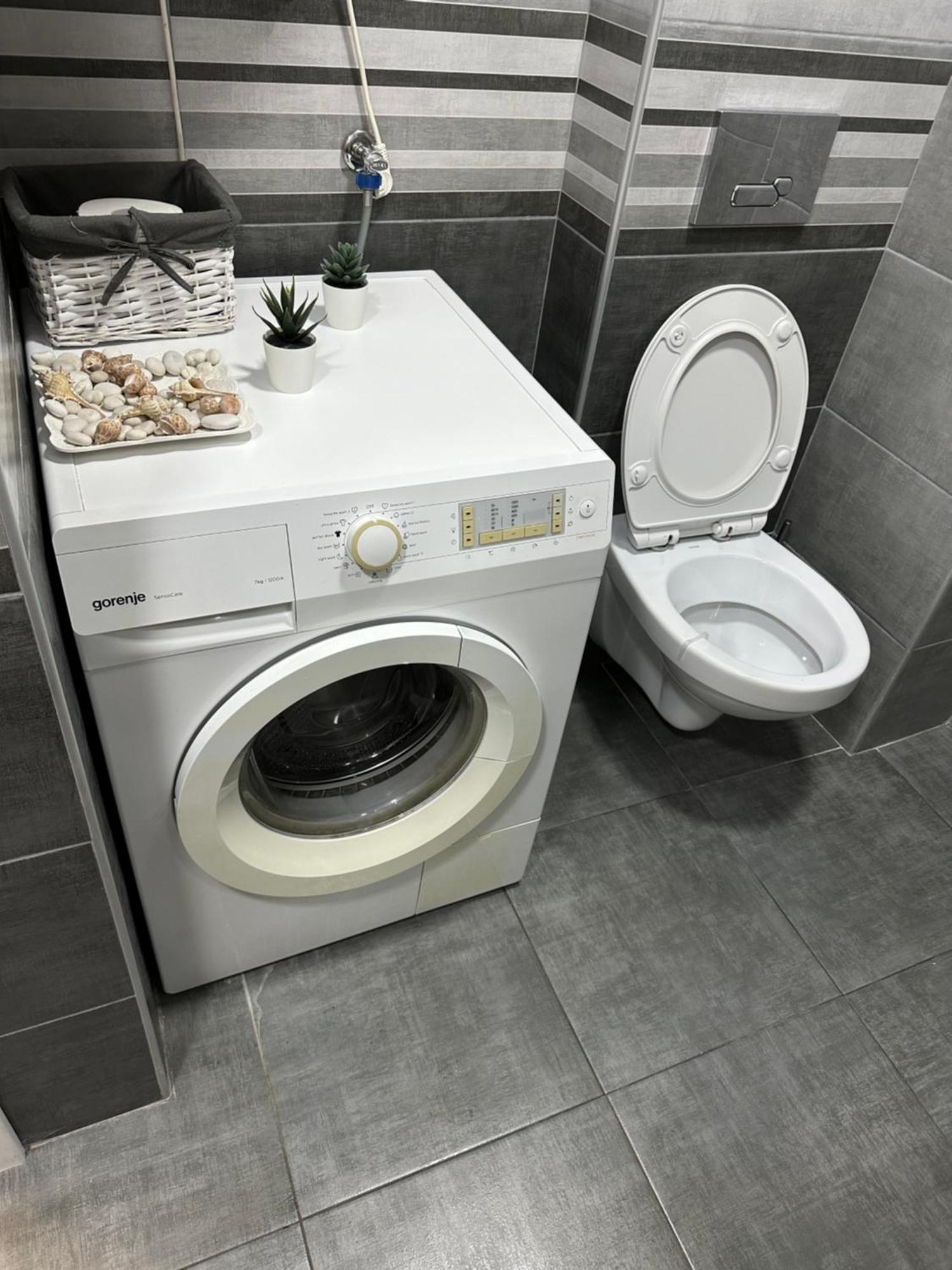 Apartman Mdb Lux Subotica Buitenkant foto