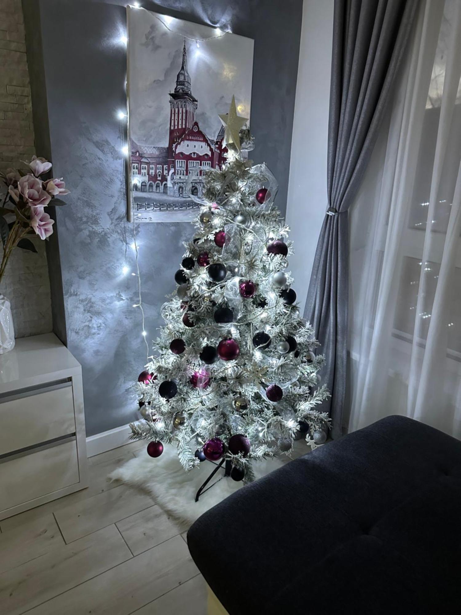 Apartman Mdb Lux Subotica Buitenkant foto